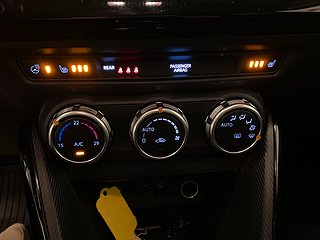 Mazda 2 1.5 90hk Kamera/MoK/Rattvärme/SoV-hjul/Navigation