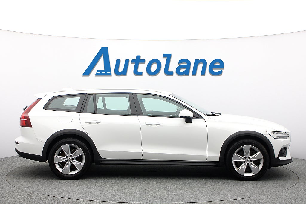 Volvo V60 Cross Country D4 AWD B-kamera, Dragkrok, LED-ramp 190hk