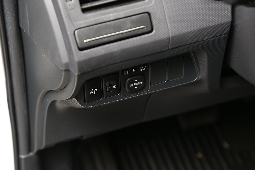 Toyota Auris 1,8 Hybrid e-CVT Plus 136hk Aut Motorvärmare 2011