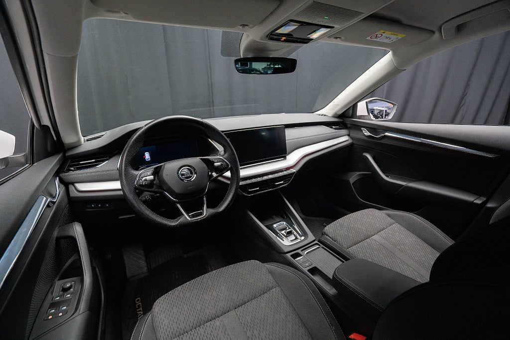 Skoda Octavia TDI STYLE D-VÄRMARE DRAG KAMERA COCKPIT 1-ÄGARE MOMS