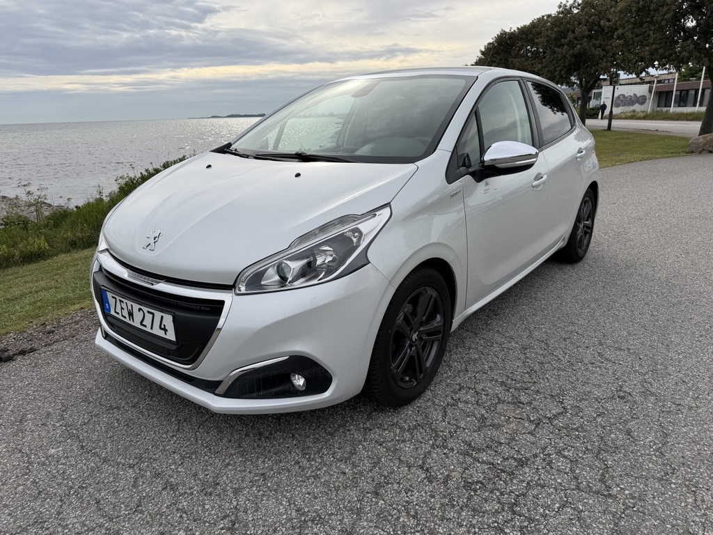 Peugeot 208 2016, bild 2/10