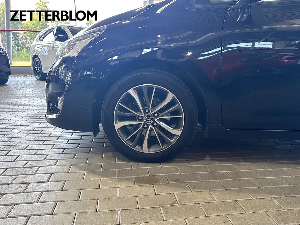 Kombi Toyota Verso 13 av 16