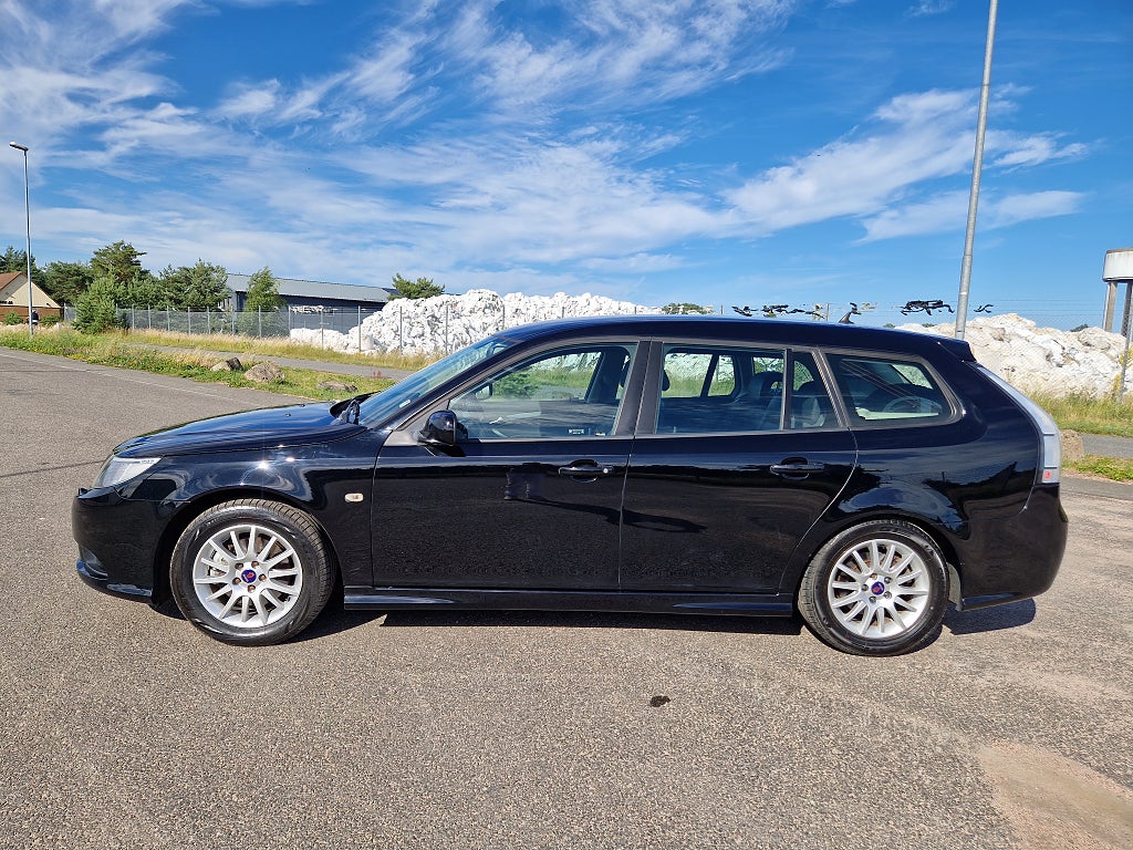 Saab 9-3 2011 - miniatyr 5