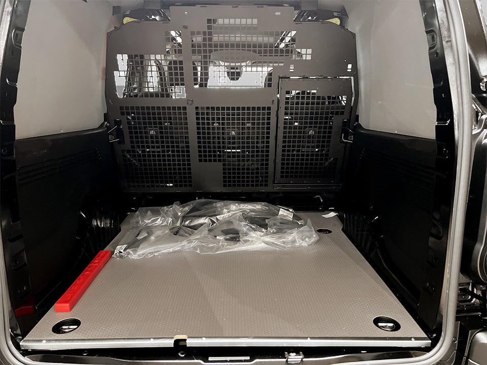 Bild på Peugeot Partner Crew Cab 130hk Aut - EDITION! SERVICE & V-HJUL INGÅR!