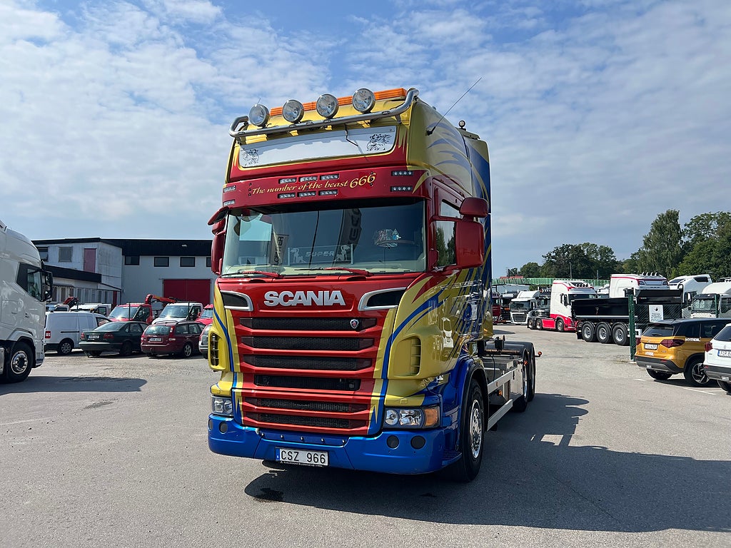 Scania R560 V8 6x4 Tandem, Lastväxlare