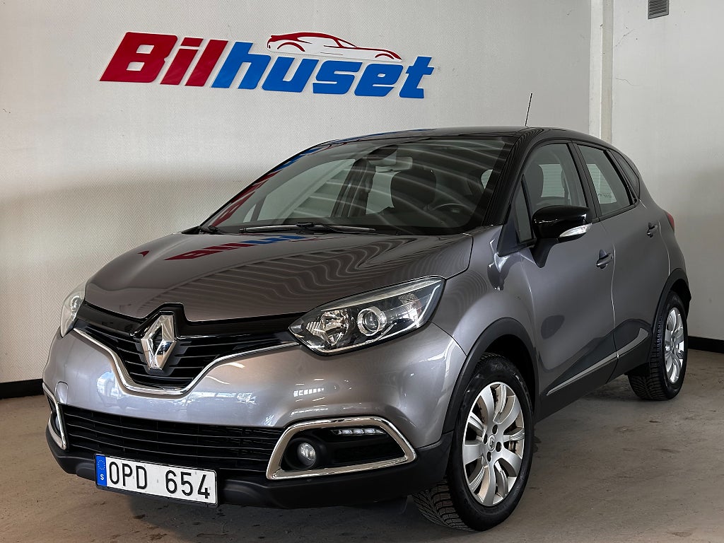 Renault Captur 0.9 TCe / Låga Mil /  P-Sensorer  / Drag /Navi