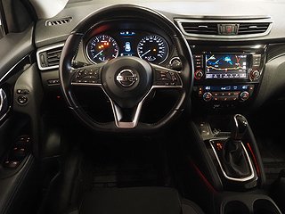 SUV Nissan Qashqai 9 av 19