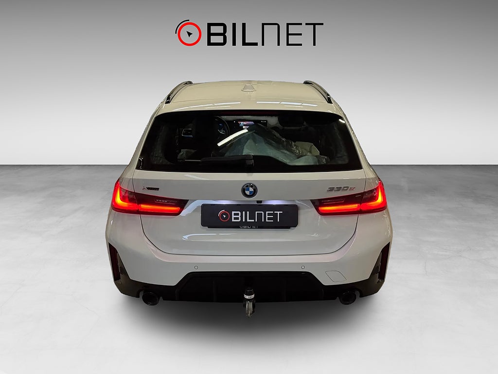 BMW 330e xDrive Touring Aut M Sport HIFI 19" ACC El-drag Moms