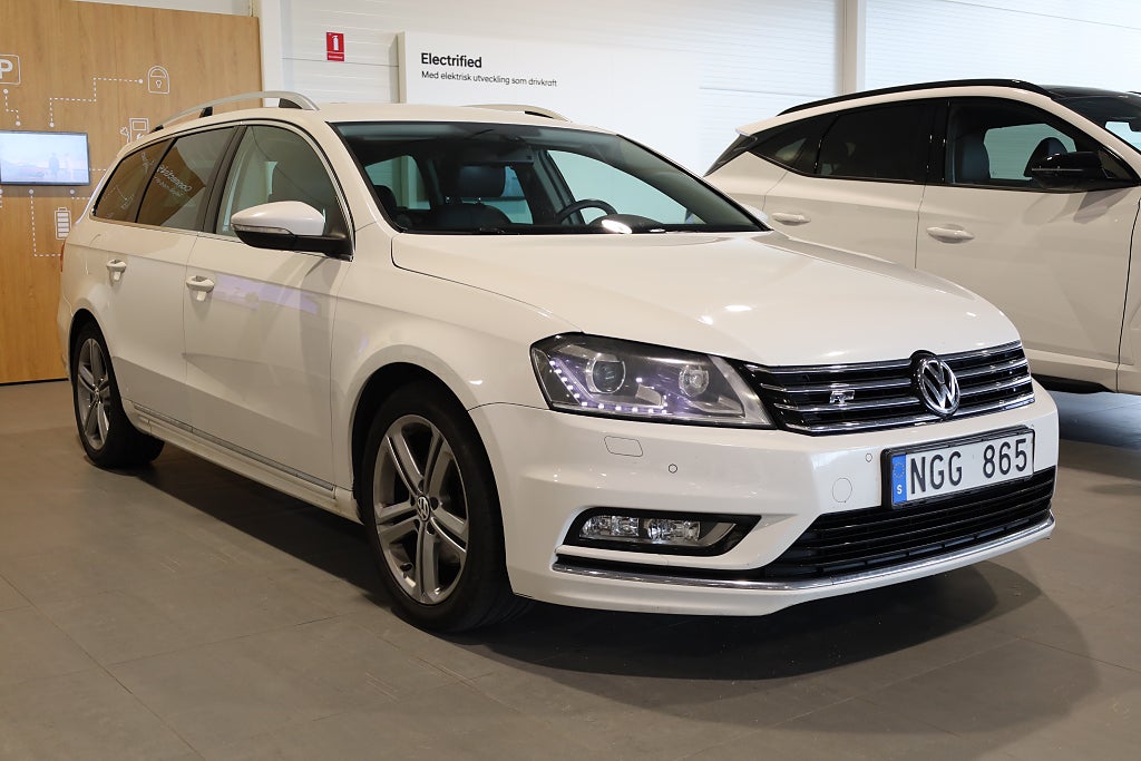 Volkswagen Passat 2.0 TDI AUT 4Motion R-line Drag Kamera Drag Läder 2013