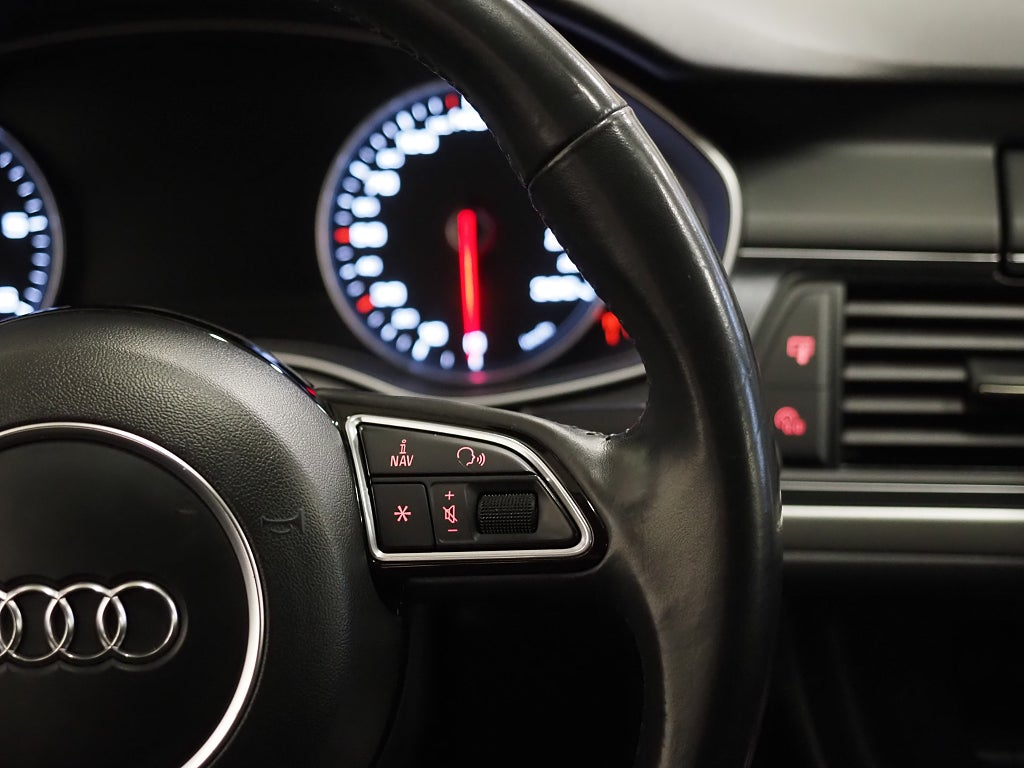 Audi A6 Avant 2.0 TDI Quattro S Tronic 190hk Drag Navi D-Värm 2018