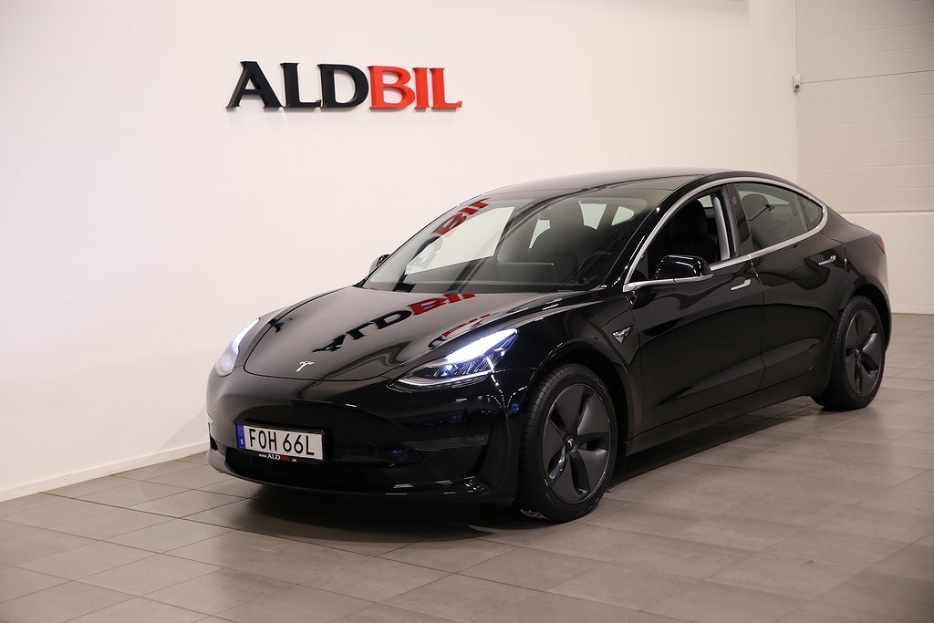 Tesla Model 3 Dual Motor Long Range 440hk AWD / Läder / Pano / Nav