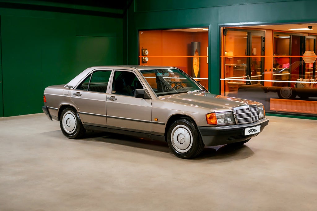 Bild på Mercedes-Benz W201