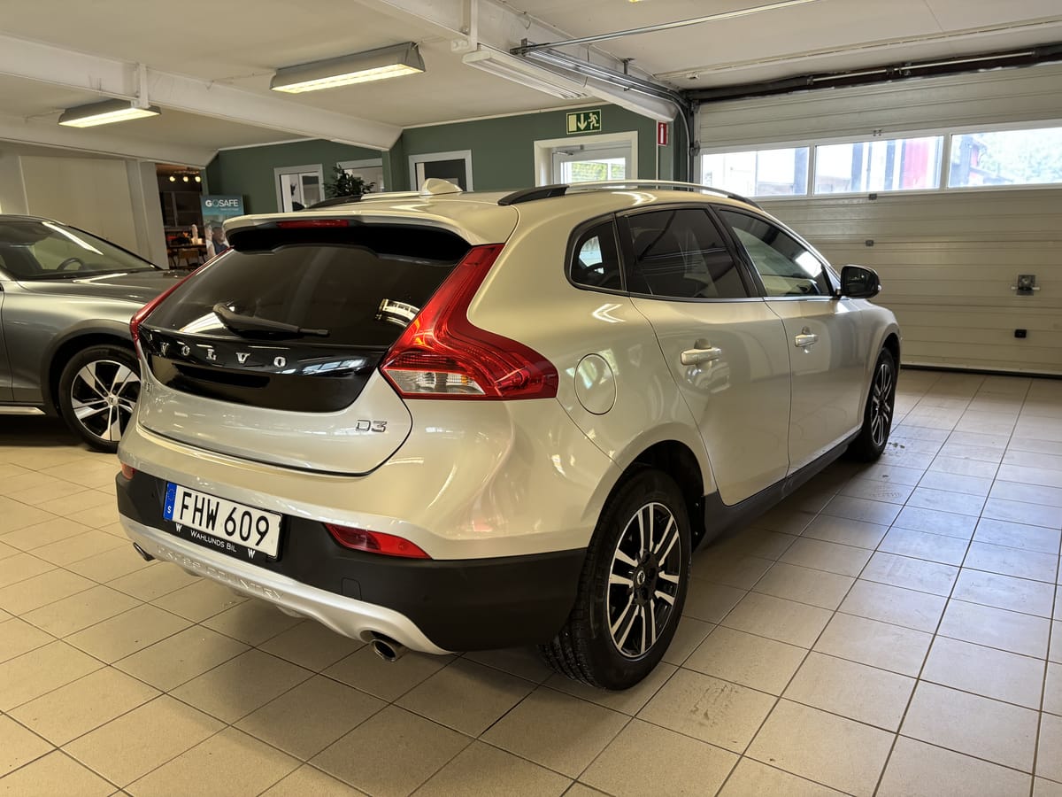 Volvo V40 Cross Country 2017, kuva 4/44