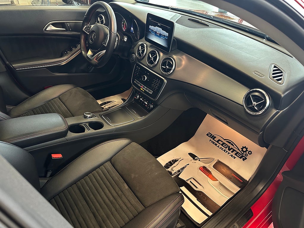 Mercedes-Benz CLA200 2019 - miniatyr 10