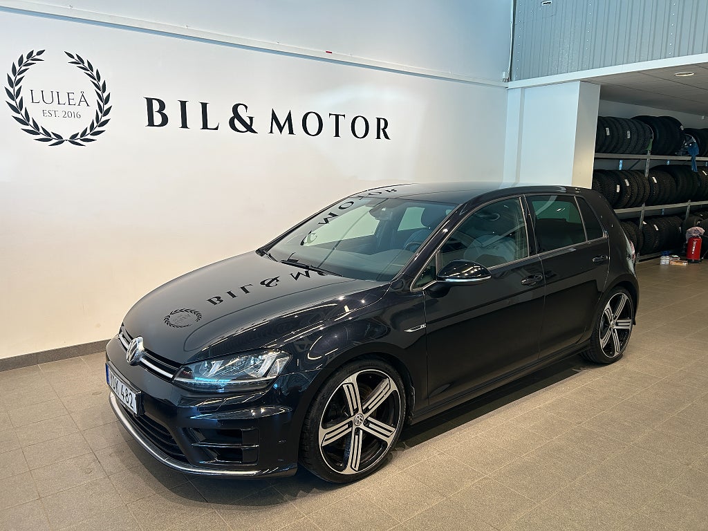 Volkswagen Golf R 2.0 TSI 4Motion 5-dörrars |4.99%| B-Kam|MoK|Dubb|SoV