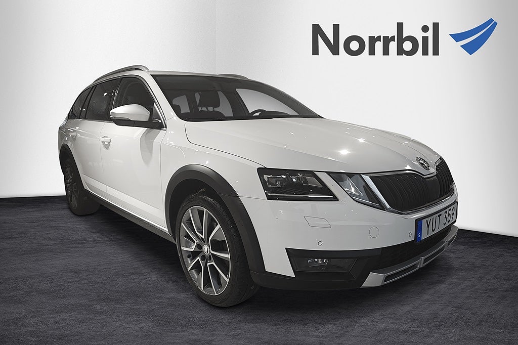 Skoda Octavia Combi Scout 2.0 TDI 4x4 DSG, Drag, Värmare