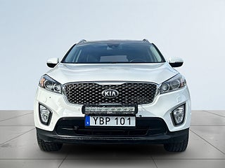 Kia Sorento 2.2 CRDi AWD Business 7-sits Drag Kamera Pano Navi S&V