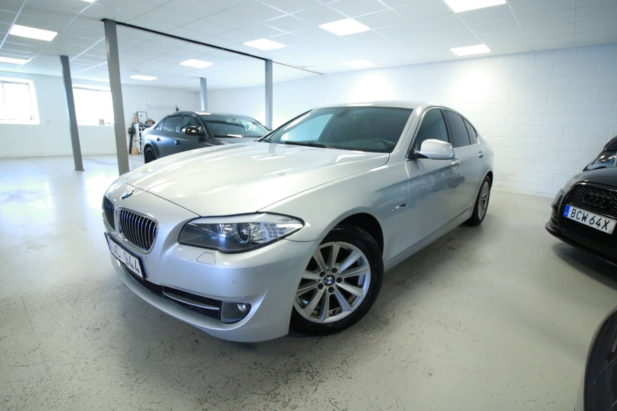 BMW 523 i Sedan 204hk Sedan 2010, bild 2/37