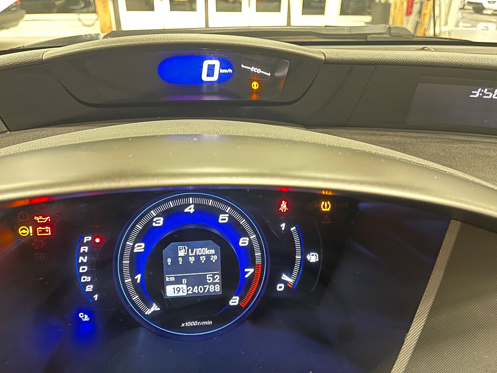 Honda Civic 5-d 1.8 i-VTEC 140hk Automat Sport / S+V / LED-ramp thumbnail