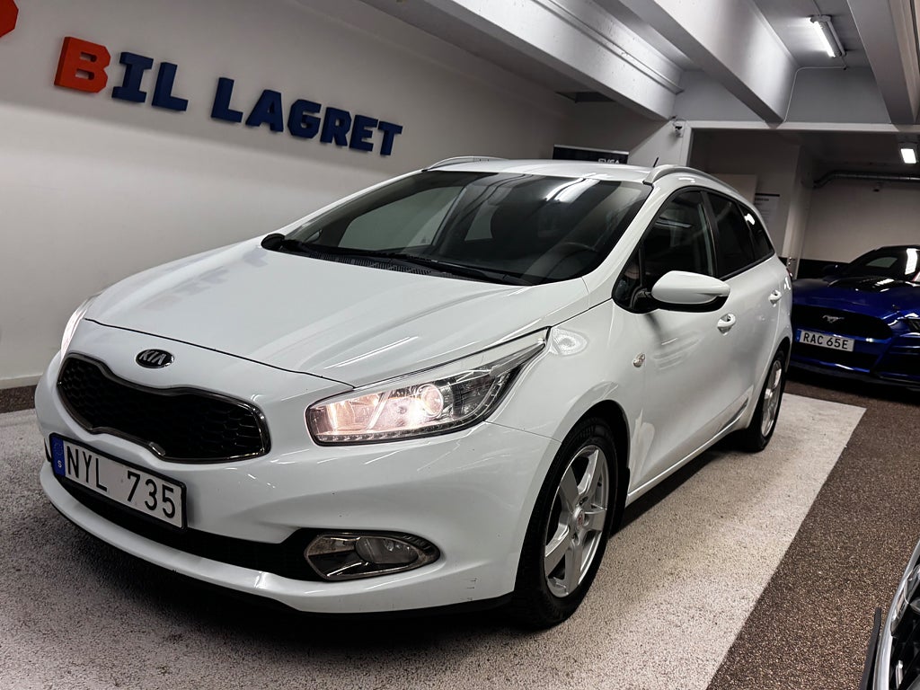 Kia Ceed cee'd_sw 1.4 CRDi EX Euro 5 / 2-Brukare