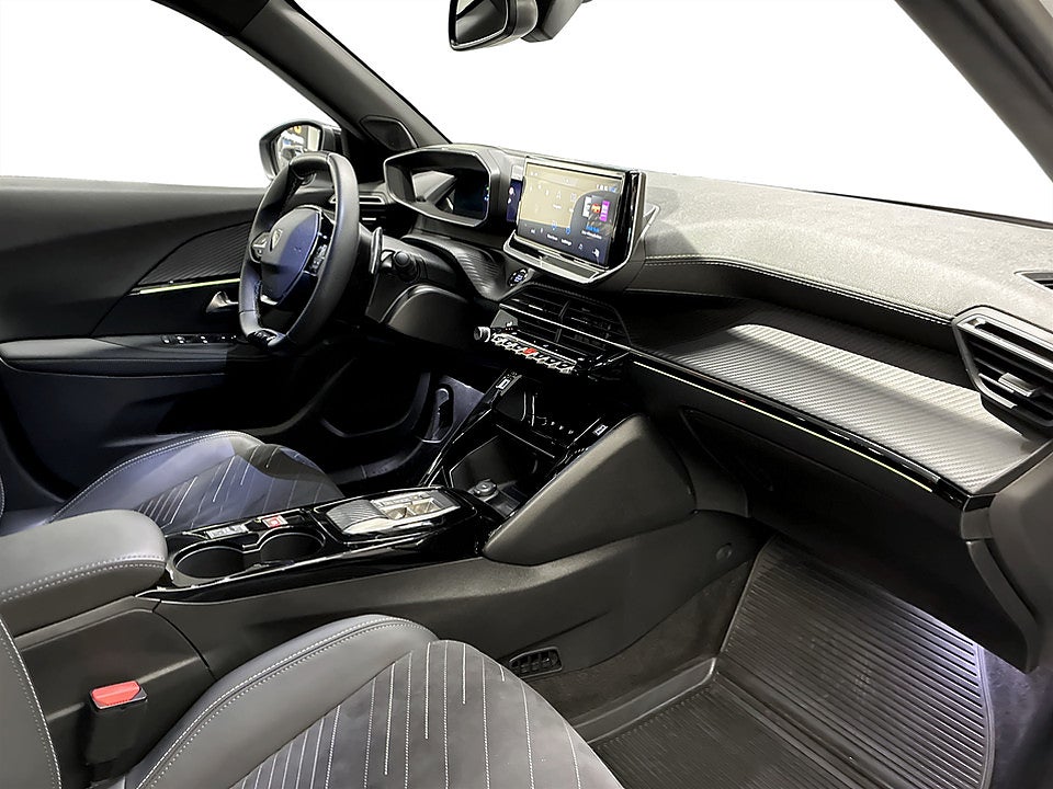Bild på Peugeot 2008 GT Hybrid 145hk Aut B-KAMERA ELSTOL CARPLAY