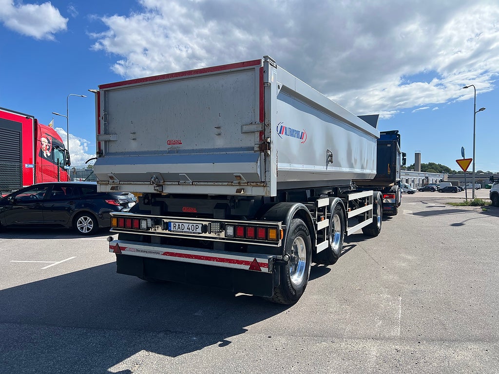 Övriga Roadex 3 Axlad tippvagn,