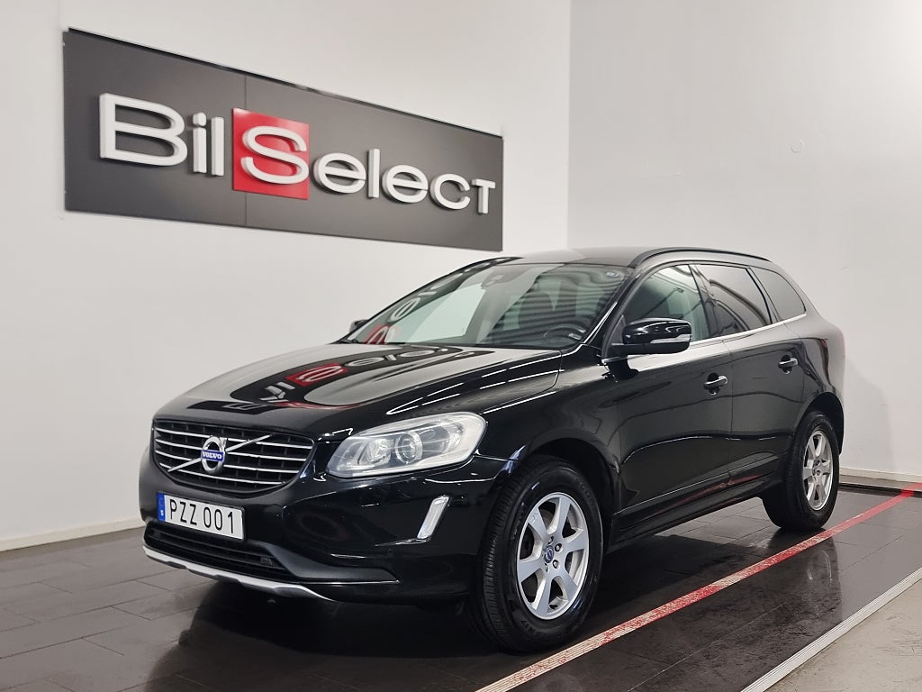 Volvo XC60 D4 AWD Momentum Busines Edition FullSevad P-Sensor Navi