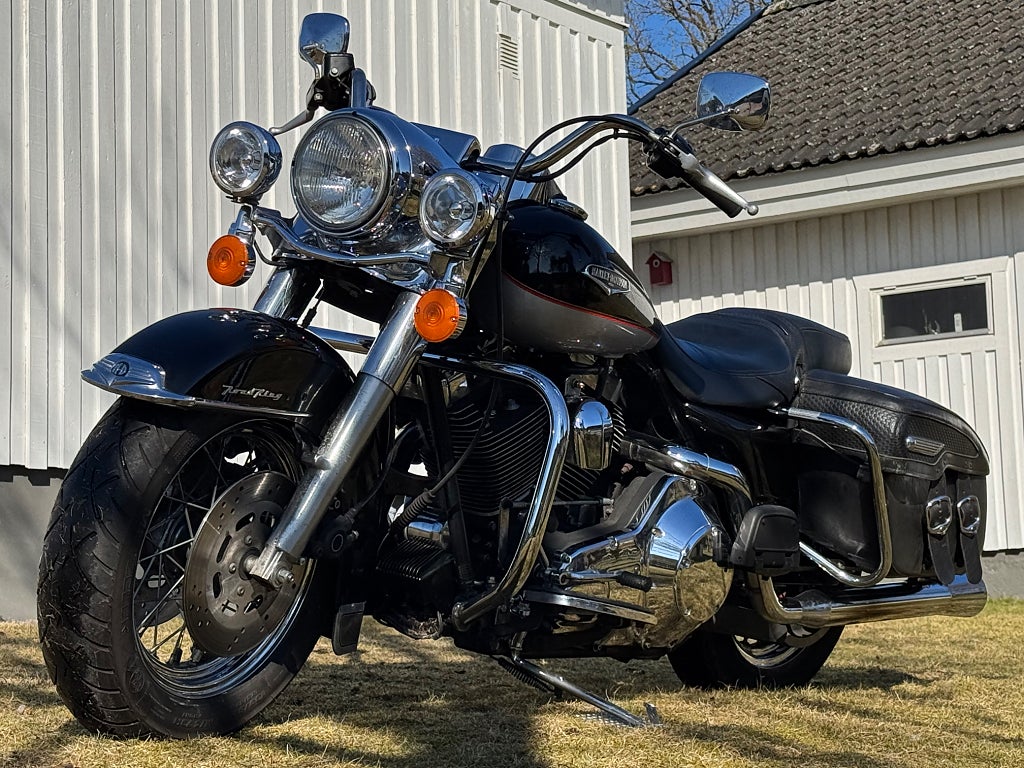 Harley-Davidson Roadking Classic 1.4 Twin Cam 88 Road king FLT