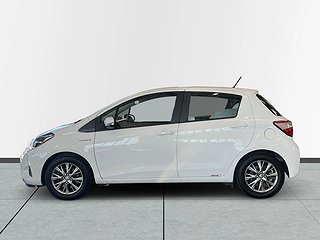 Toyota Yaris Hybrid Active S&V-hjul/Carplay/Kamera/M&K-värm