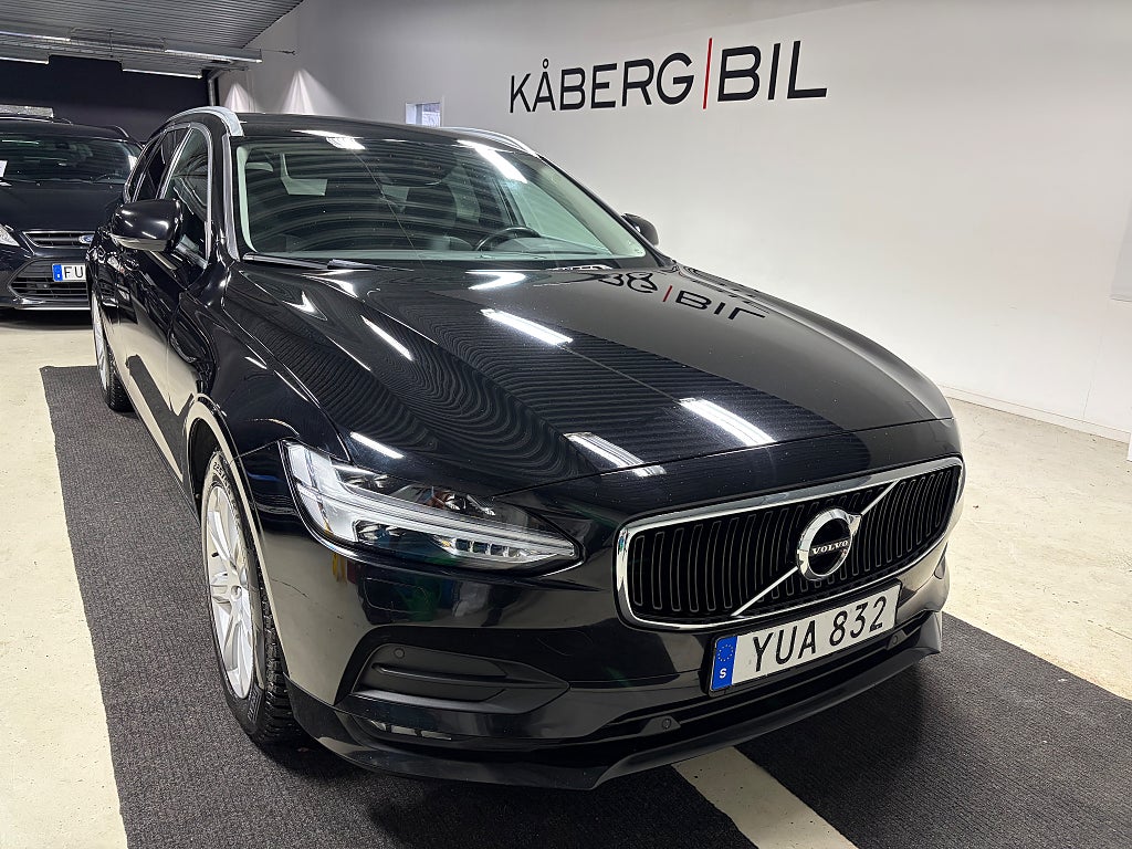 Volvo V90 D4 Geartronic Momentum / Drag / Fullservad / 