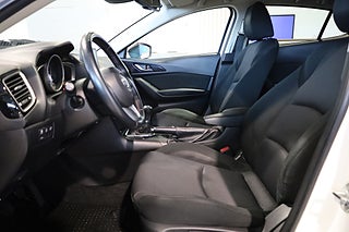 Halvkombi Mazda 3 9 av 21