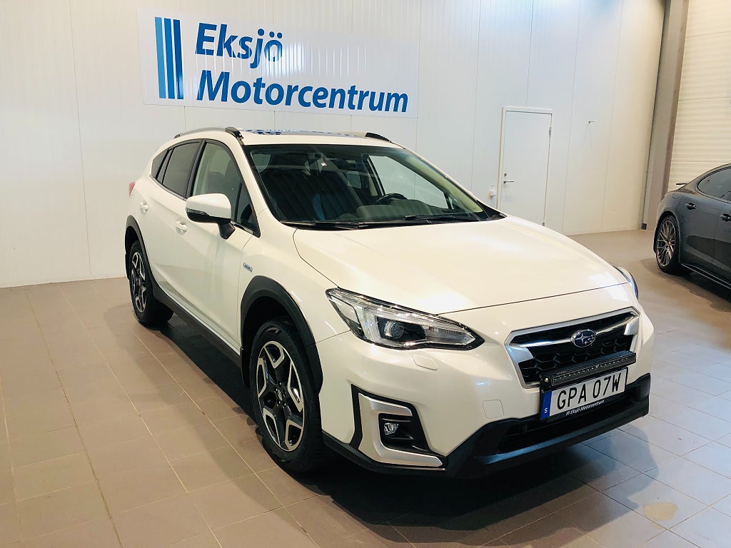 Subaru XV e-Boxer XFuel Summit *Drag, Sommar/ Vinterdäck*