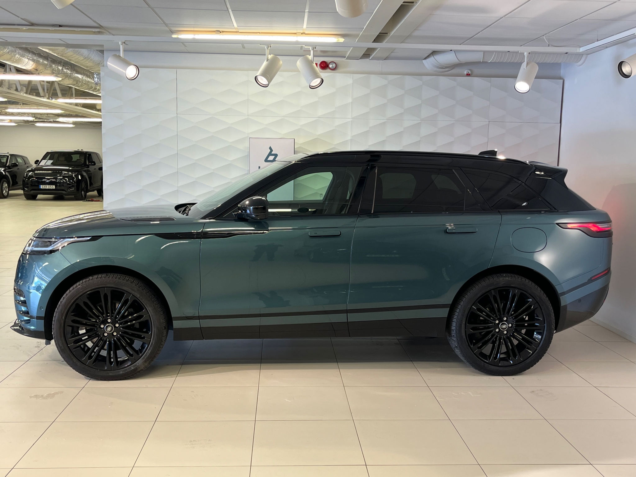 Land Rover Range Rover Velar 2026, bild 3/23