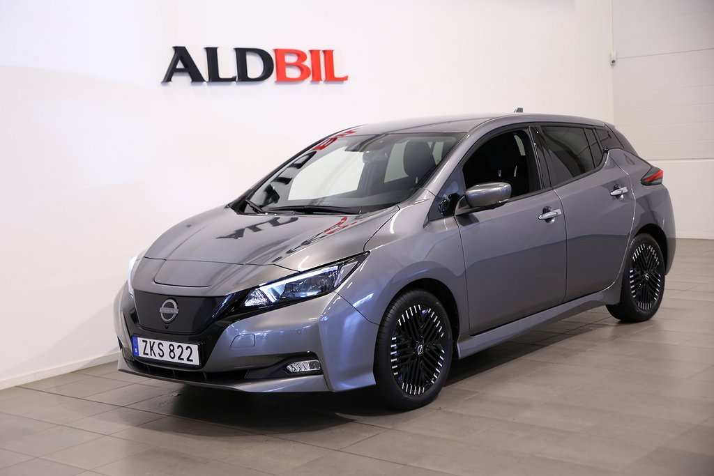 Nissan Leaf 150hk 39kWh N-Connecta / 360° / Keyless / Navigation