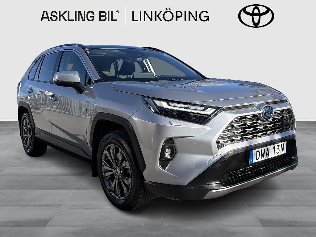 Toyota RAV4 Hybrid AWD Executive Panorama Skinn Drag V-hjul