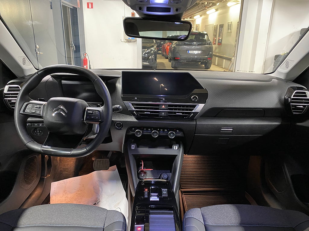 Bild på Citroën C4 X SHINE 1.2 PT 130hk Aut - CARPLAY, RATTVÄRME