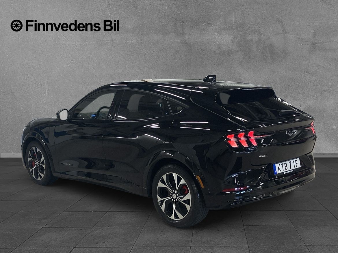 Ford Mustang Mach-E 2021, bild 3/10