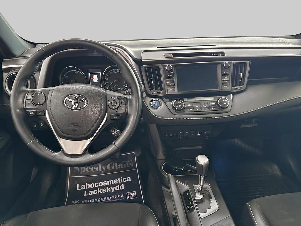 Toyota RAV4 2017 - miniatyr 9