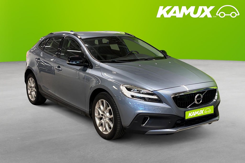 Volvo V40 Cross Country D2 120hk Summum  Värmare Skinn Kamera H/K BLIS