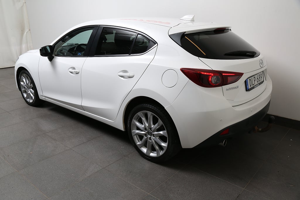 Mazda 3 2,2 DE SKYACTIV-D Optimum Aut Head-up BOSE Skinn Drag 2015