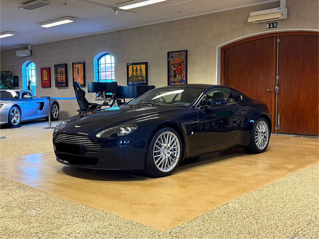 Aston Martin Vantage V8 4.7 426 hk Sportshift II Facelift