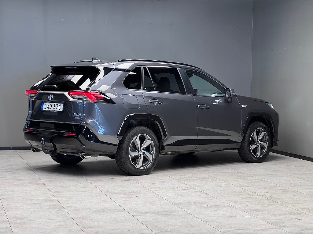 Toyota RAV4 2023 - miniatyr 2