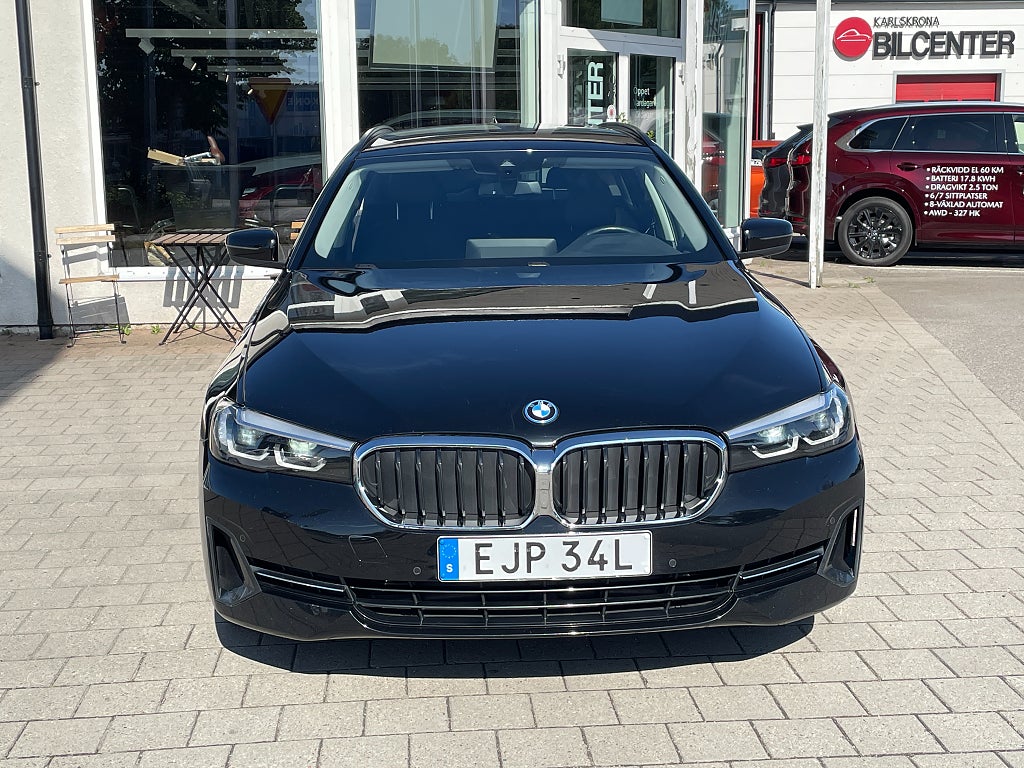 BMW 530e Touring 292 hk G31 LCI ENDAST 3.785 mil SKINN