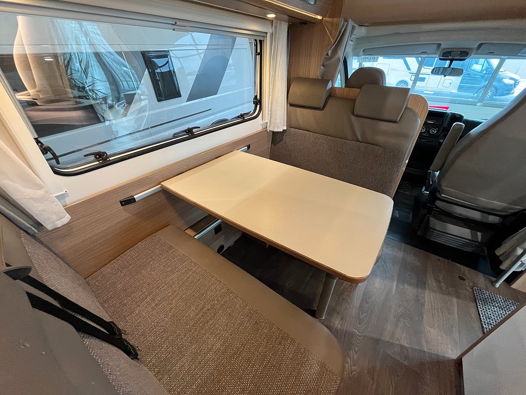 Carado A 464 / B-kort / 6 bältade / 6 Sovplatser /4995kr/mån - Carado