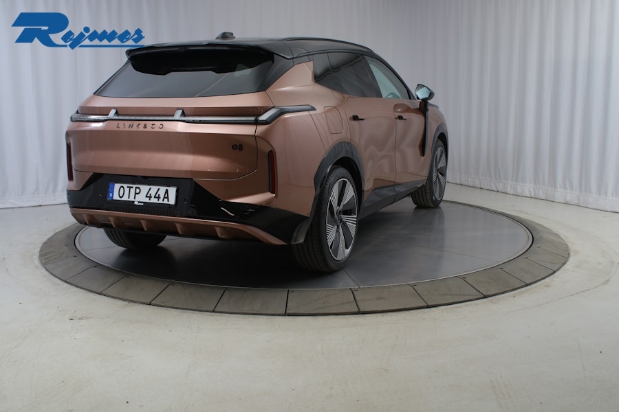 Lynk & Co 08 More PHEV 2026, bild 3/52