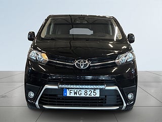 Toyota Proace Verso 2.0 D-4D S&V-hjul/Psens/M&K-värm/LED-ramp/8-sits – bild 2