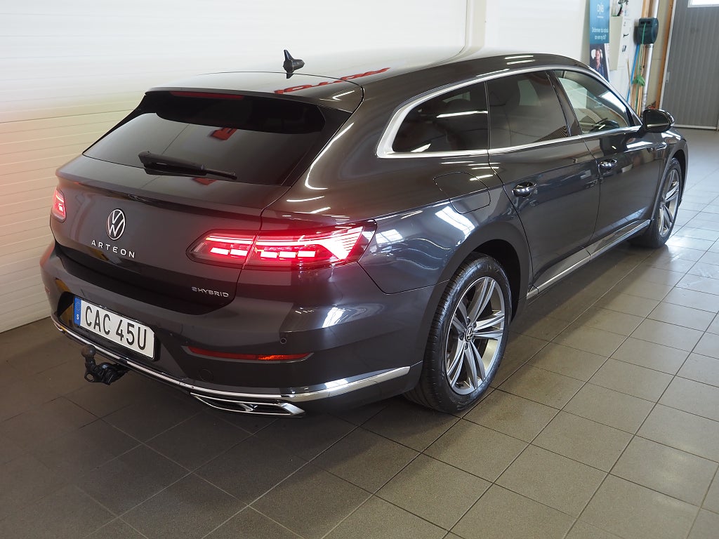 Volkswagen Arteon eHybrid Shooting Brake 218hk TSI R-Line Dragpkt Cockpit 2022
