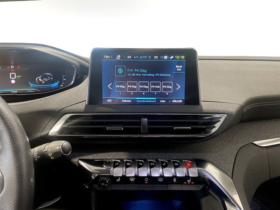 Bild på Peugeot 3008 GT-Line Hybrid4 PHEV 300hk Aut AWD B-KAMERA CARPLAY