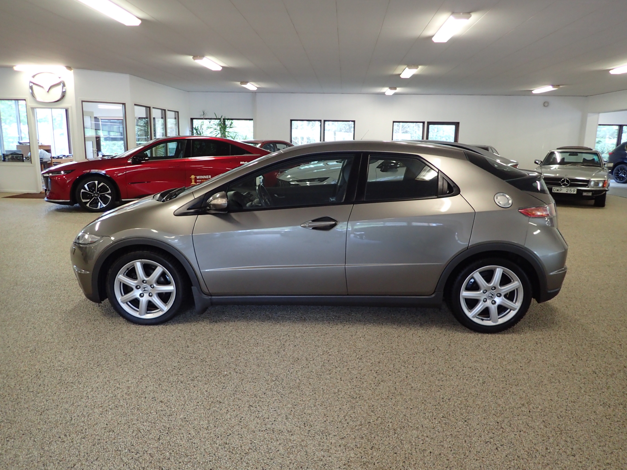 Honda Civic 1.8 i-VTEC 140 hk Sport 5d 2008, bild 3/10
