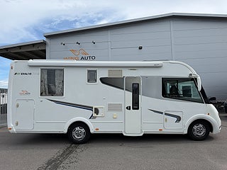 Husbil-integrerad Chausson EXALTIS 7018 (150HK) Queensbed + hyttsäng! ALDE vattenburen! 1 av 21
